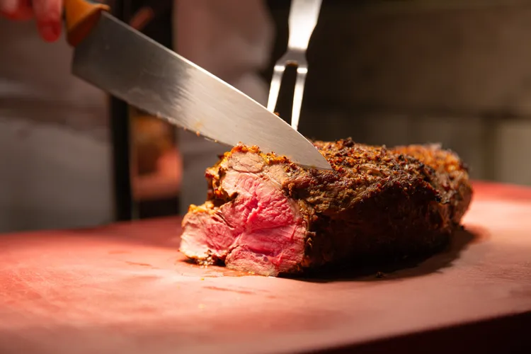 台北萬豪Garden Kitchen下午茶現切肉食吧。業者提供