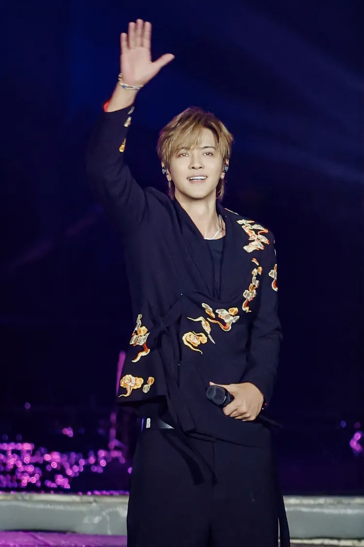 羅志祥到福州工作，也大啖當地美食。無惧國際娛樂提供