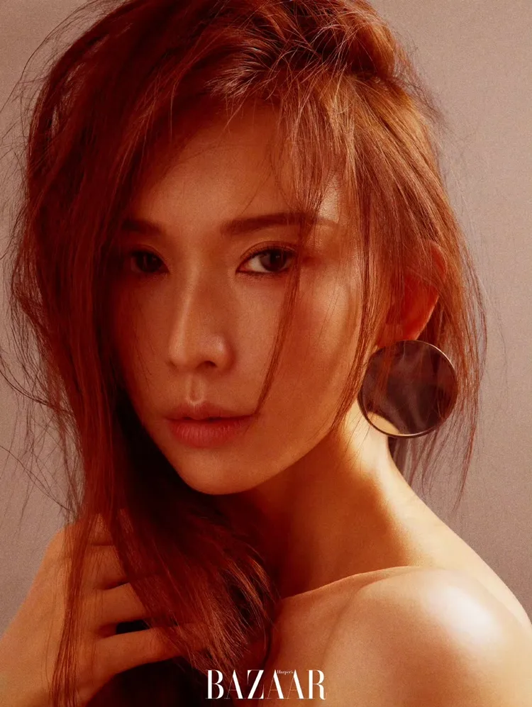 林志玲拍攝時尚雜誌封面。翻攝林志玲IG