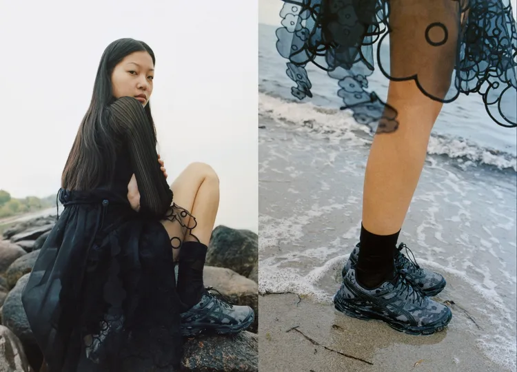 此次聯名復刻了ASICS 2014年的GEL-CUMULUS 16經典跑鞋。品牌提供