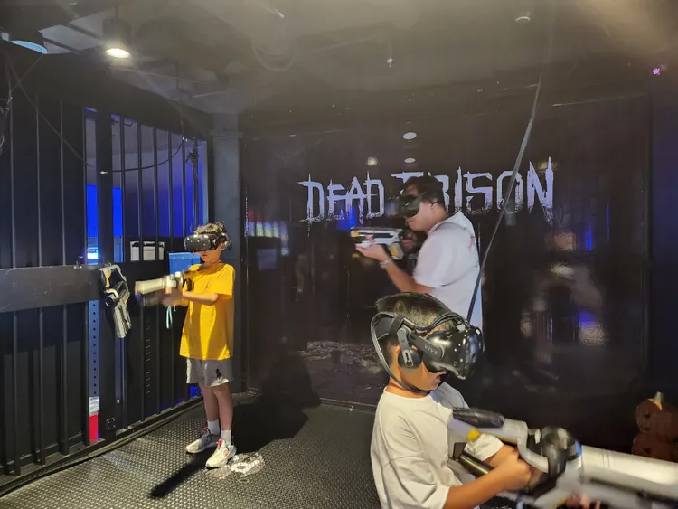 孩子們在探索星號上絕對能夠吃飽喝足繼續玩，從早到晚活動不間斷，讓孩子們一站就能擁有精彩且回憶無窮的夢幻天地。