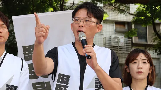 郭昱晴丈夫遭指賺紅錢 黃國昌:請用同標準要求自己