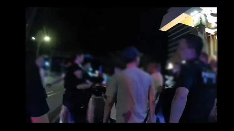 警方趕到現場處理。翻攝畫面