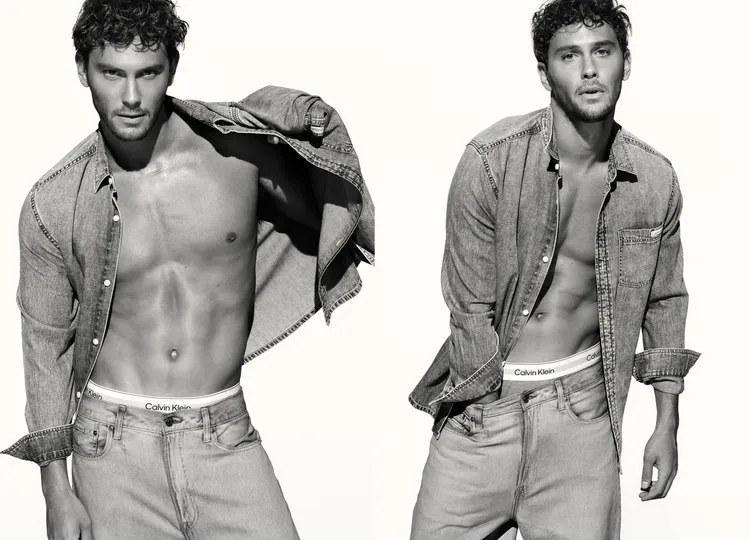 Cooper Koch單穿經典丹寧襯衫大方秀出精實腹肌。品牌提供