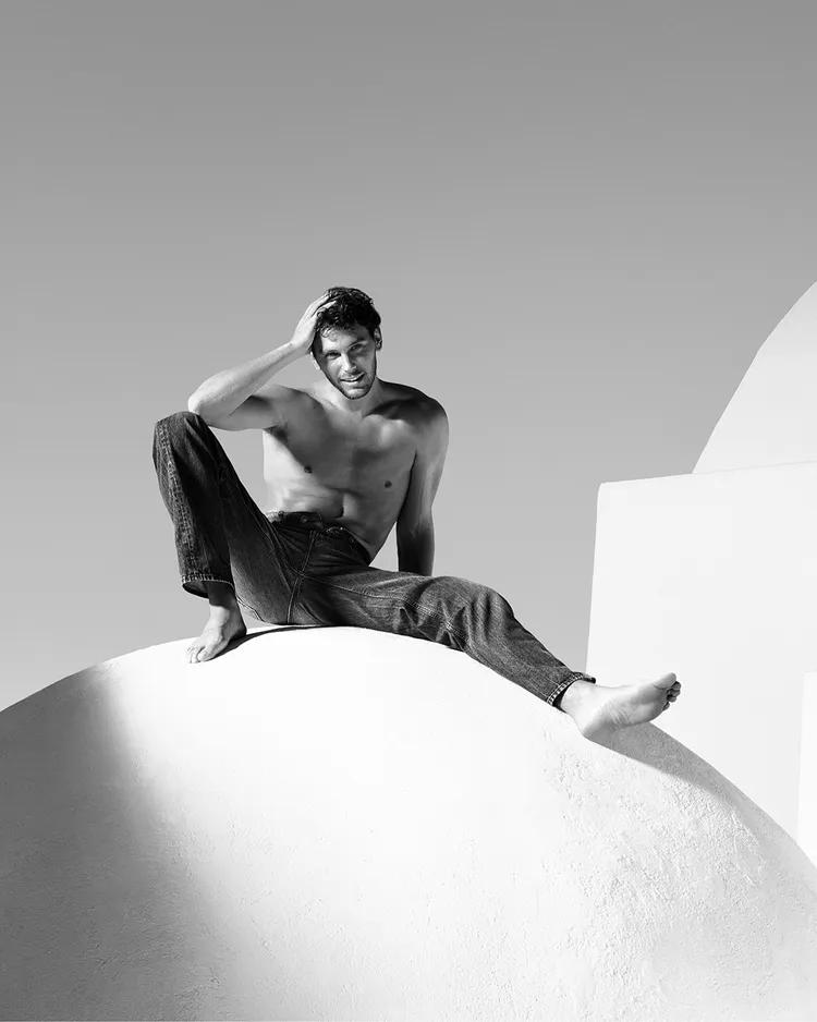 Cooper Koch演繹Calvin Klein Baggy寬鬆牛仔褲。品牌提供