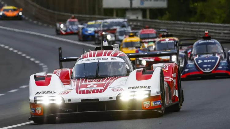 Porsche 963 將肩負傳承 917、936、956、962、911 GT1 以及 919 Hybrid 等傳奇賽車榮耀的重任。原廠照片