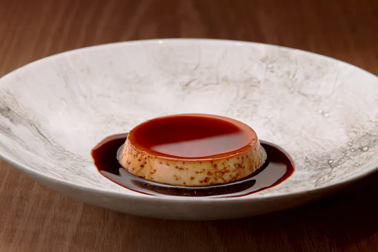 原始 蜂蛹卵。業者提供