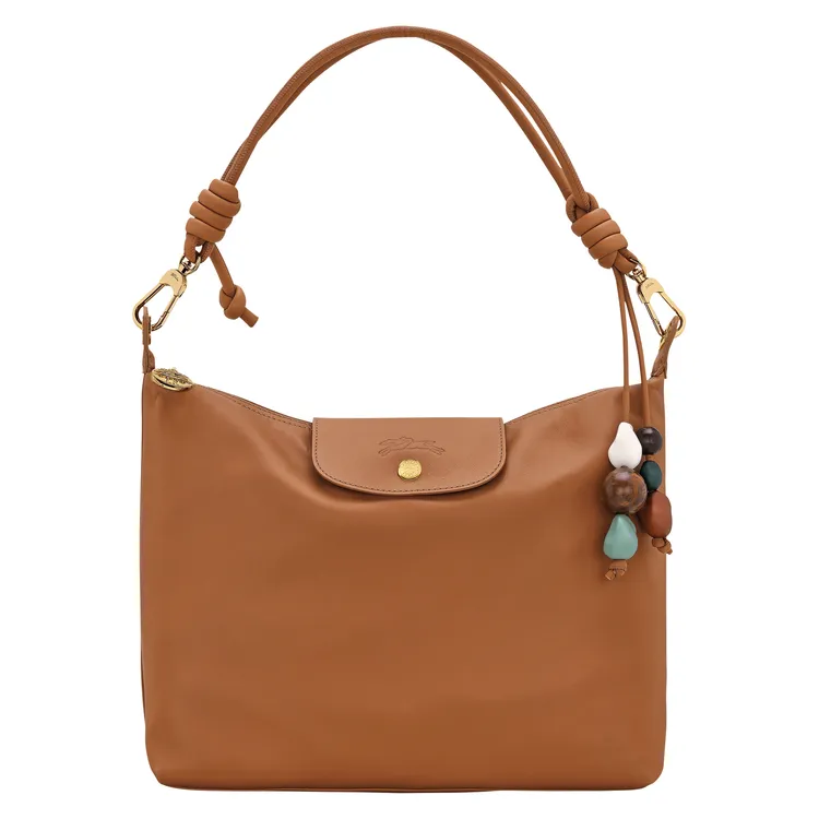 Longchamp Le Pliage Xtra半月形單肩包，2萬5300元。品牌提供
