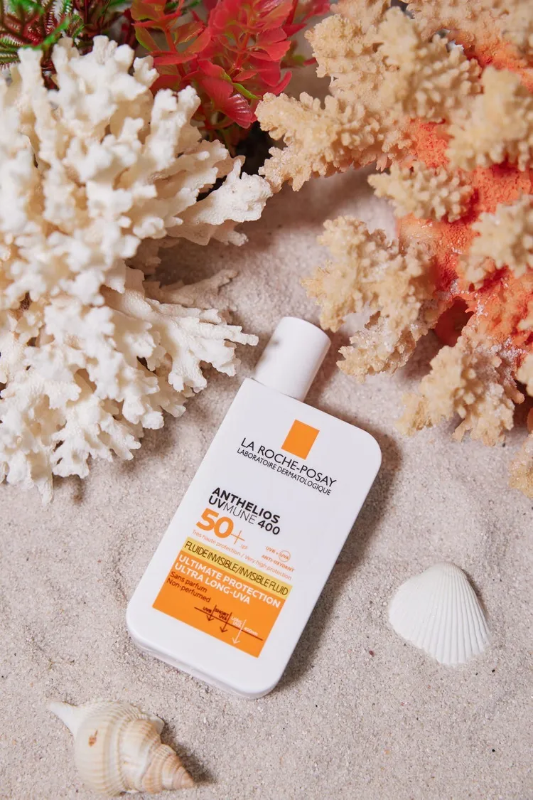 屈臣氏獨家理膚寶水安得利清爽極效夏卡防曬液50ml，特價846元 (原價940元) 。業者提供