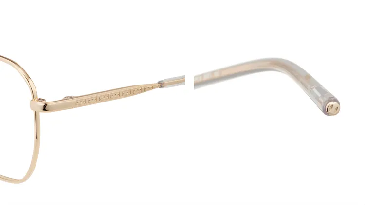 「金豬撲滿」款鏡腳裝飾著紙鈔圖樣，並鑲嵌上精緻金豬鼻子。品牌提供