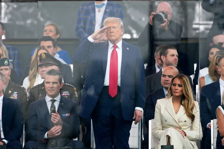 除了川普之外，川普家族都出席閱兵典禮，並在川普身邊。美聯社