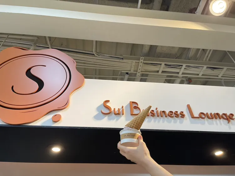 ▲禮客內湖店週年慶首3日6/6~6/8每日限量排隊前100名，每人免費送「隨意鳥地方餐飲集團 隨意吧義式手工冰淇淋」1球。