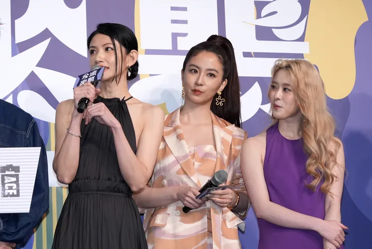 《男公館》的女演員們，左起李千娜、周曉涵、邱偲琹。攝影中心攝影