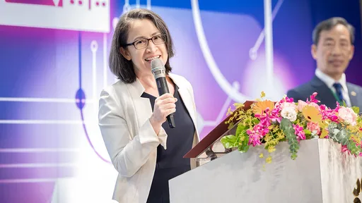 訪捷克險遭撞車攻擊 蕭美琴:中共的非法活動嚇不倒我