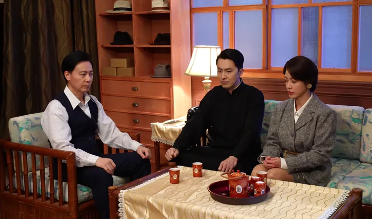 尹昭德（左起）、張雁名及黃瑄三人心中各自都有盤算。台視提供