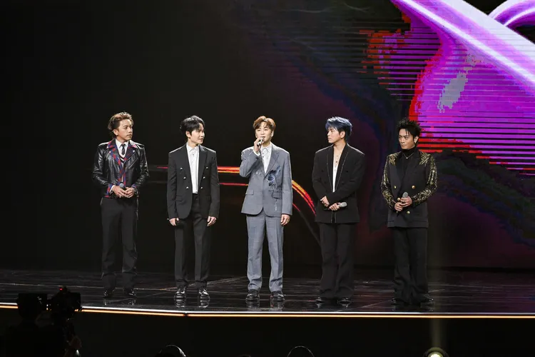 開場引言人ENERGY，睽違21年也終於鍍金成功。台視提供