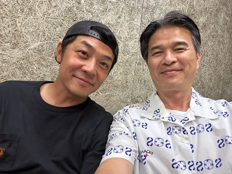 李興文（右）和姚元浩在劇中飾演連長和排長。翻攝李興文臉書