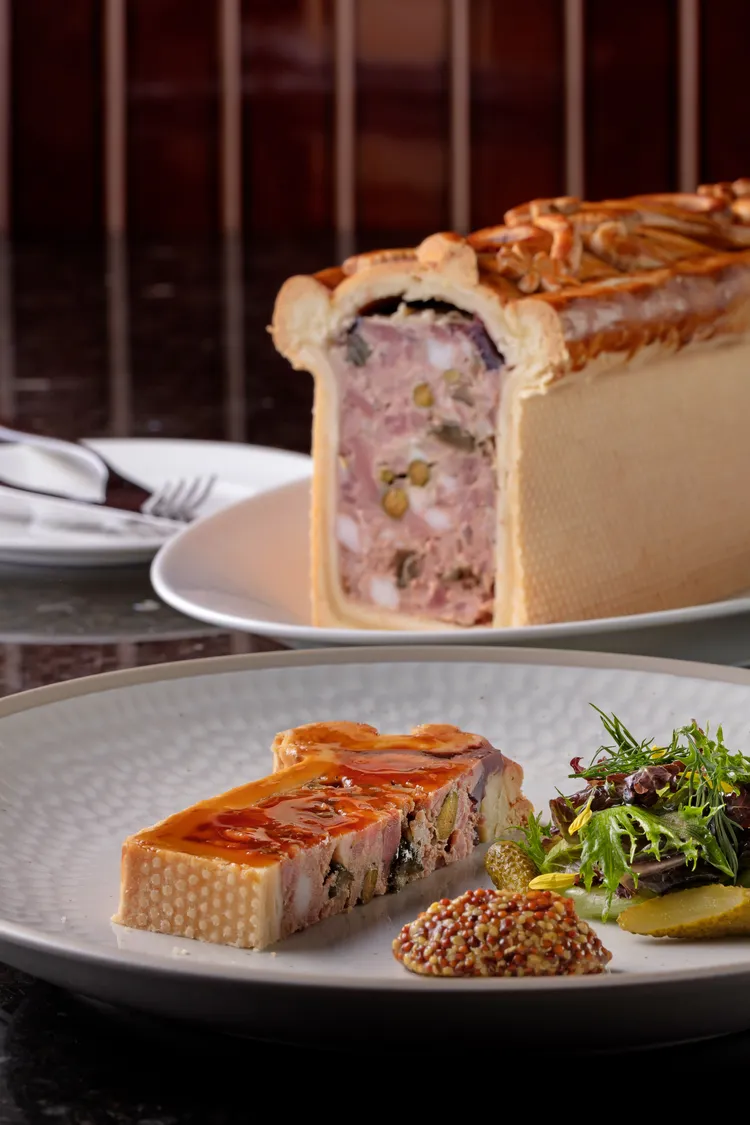 瓜仔肉派。教父牛排提供