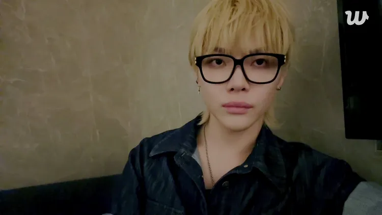 NICHOLAS王奕翔提到回台沒能好好逛，因為外面太多人跟，當場跟私生飯喊話「拜託下次不要做同樣的事了」。翻攝&TEAM Weverse