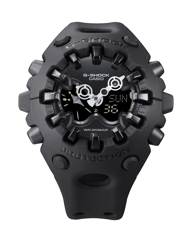 G-SHOCK GA-V01-1A霧面黑，4200元。品牌提供