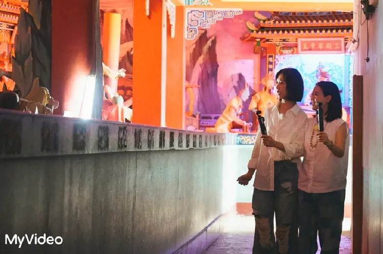 謝盈萱、曾寶儀。台灣大哥大MyVideo、三立提供