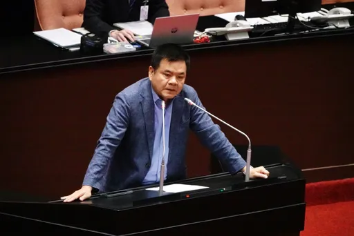 轟桌協取消葉伊恬是對國家侮辱 莊瑞雄怒批黃金計畫是「金色鍊條」