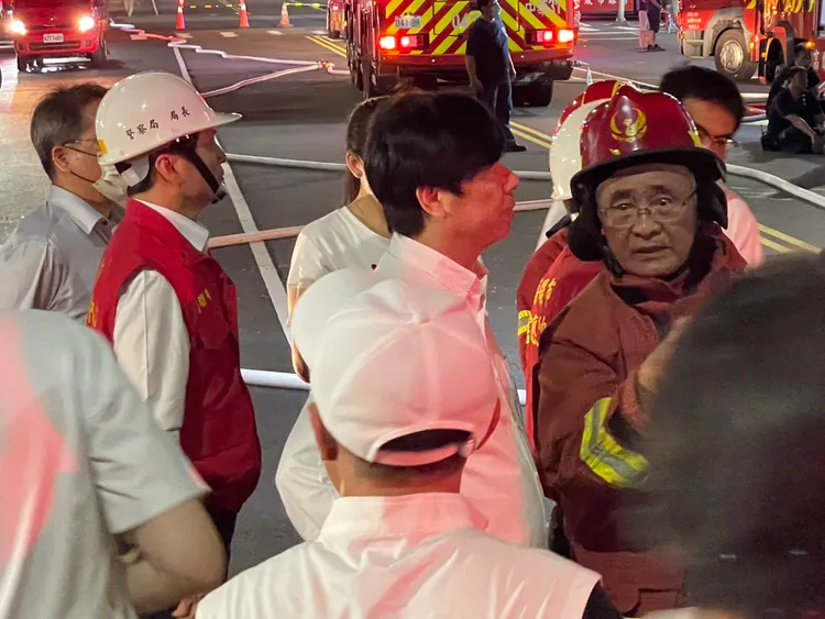 陳其邁今天被問到沒戴眼鏡怎看得清，他說自己動過雷射手術，早就沒近視，戴眼鏡是習慣。民眾提供