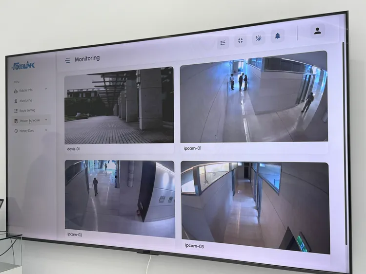 可同時監控與操作多台機器狗，並結合現場既有監控系統，打造整合式AI安防解決方案。呂承哲攝