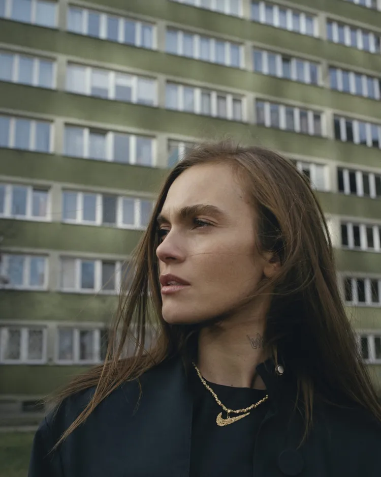 Nike此次邀請Veneda Carter為Air Max Muse鞋款帶來煥然一新的樣貌。品牌提供