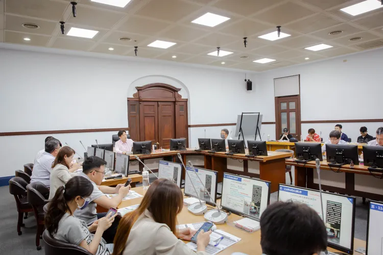 新竹市府道安會報聚焦強化高齡者交安意識。新竹市府提供