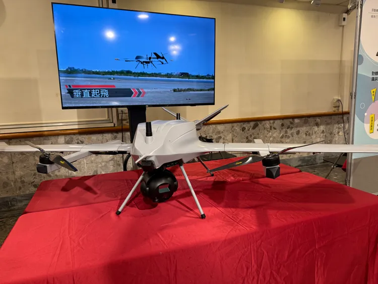 中科院攜手國立中正大學，簽署合作備忘錄，構築非紅供應鏈。中科院提供