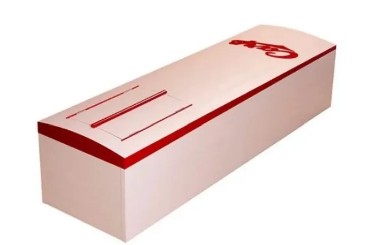 日本廣島鯉魚棒球隊推出棺材。翻攝自業者網站