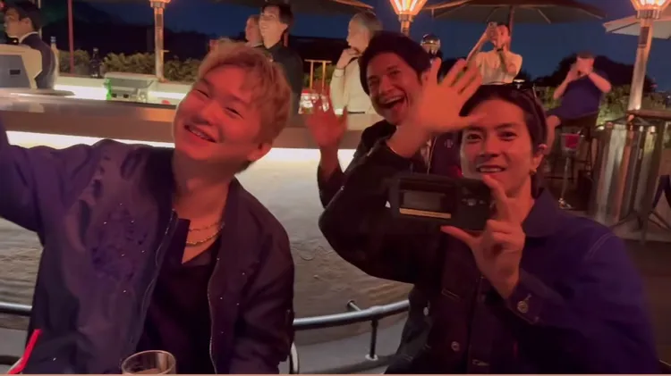 山下智久對著周董的鏡頭揮手打招呼。翻攝周杰倫IG限動