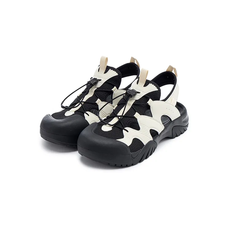 FILA PEITO SD v2機能涼鞋，2680元。品牌提供