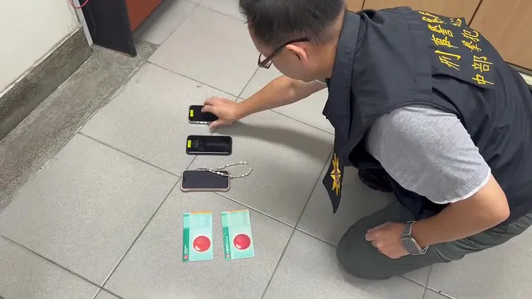 警方清查相關證物。民眾提供