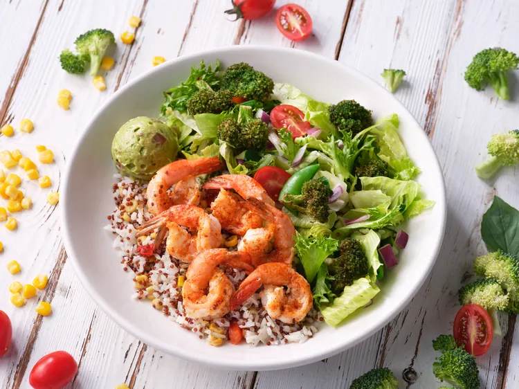 順應新時代飲食趨勢新款主餐「蔬菜藜麥碗」蔬食主義者的新歡。業者提供