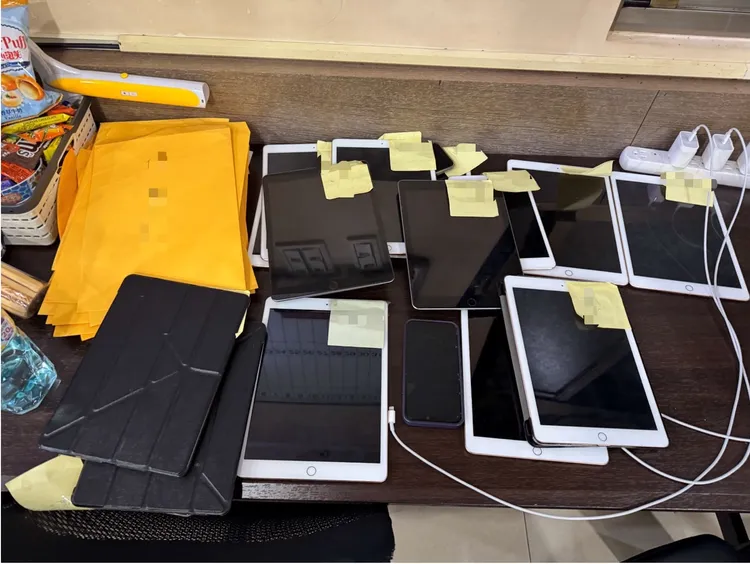 嫌犯特地索取被害人的Line帳號密碼並透過平板登入，藉此作為監控，甚至還可以跟其親人討債。翻攝畫面