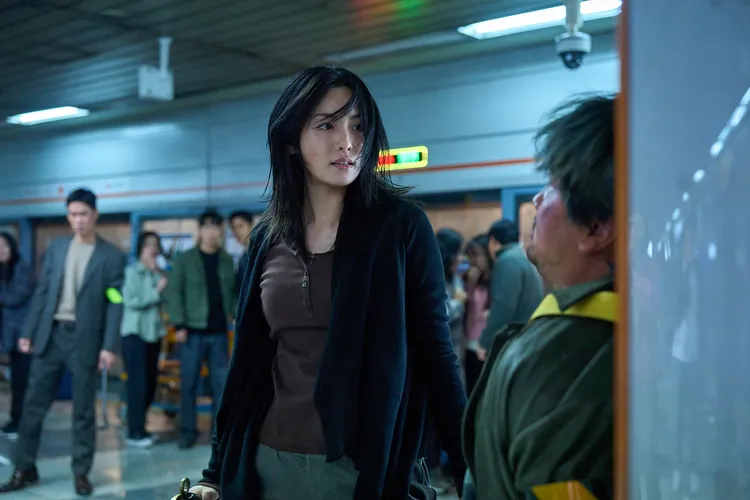 Nana扮演小說中的正義女神「鄭熙媛」。采昌國際提供