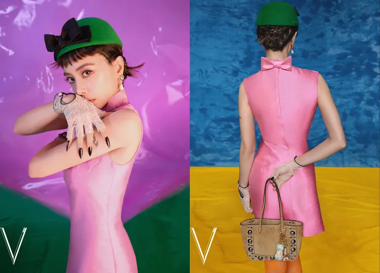 蔡依林身上的桃紅短裙、橘色絲襪造型，為Valentino創意總監經典風格。翻攝蔡依林微博