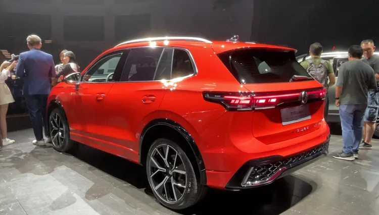 作為頂規車型的430 TSI R-Line Performance，在視覺與配備上展現獨特運動氣息。林浩昇攝