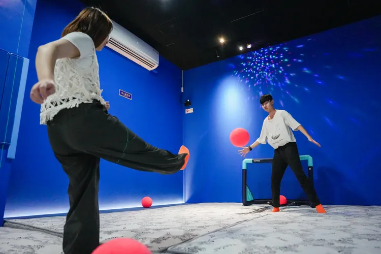 關卡四：床上睡足賽。田欣雲攝影