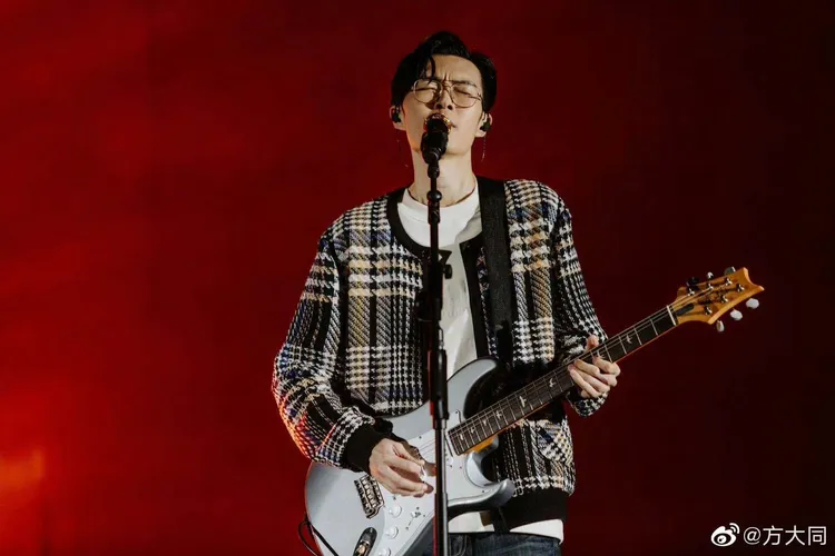 方大同《夢想家The Dreamer》專輯紀錄他病榻過程。摘自微博