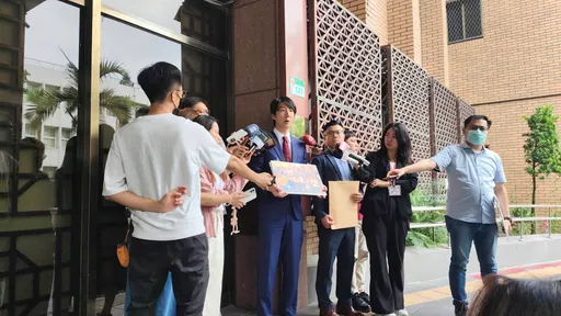 大罷免告不完！吳崢告發黃建賓涉違選罷法　五星酒店宴請民眾「宣傳反罷」