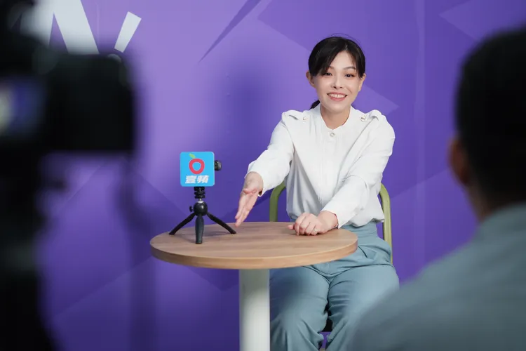 高虹安在新竹的辦公室接受《壹蘋新聞網》獨家專訪。彭欣偉攝