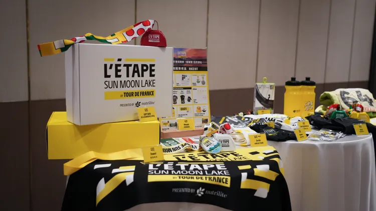 2025環法挑戰賽日月潭站報名選手物資。觀光署提供