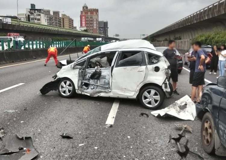 車禍現場。國道警方提供