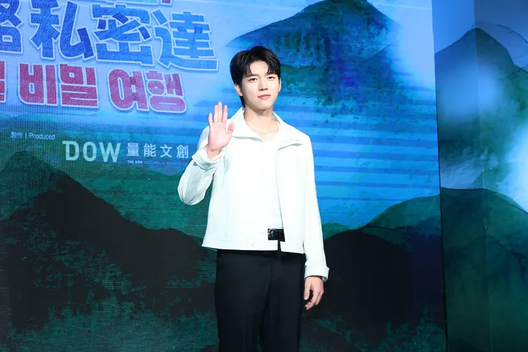 南優鉉。攝影中心攝