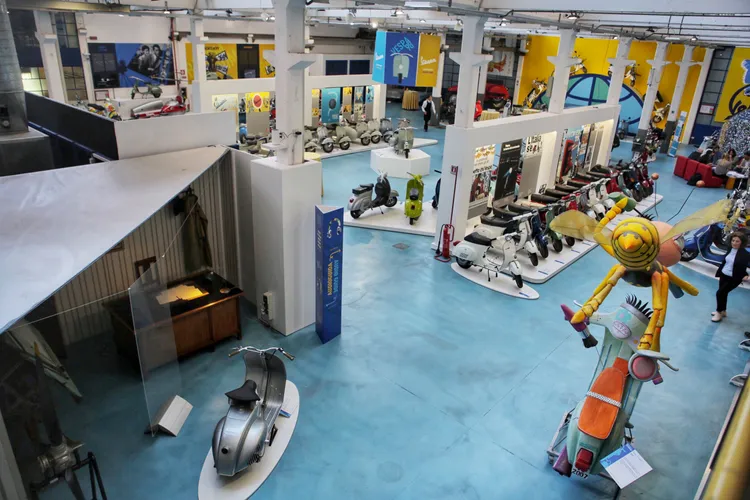 如果你是Vespa迷、機械控、設計宅、歷史癡，甚至只是單純喜歡旅行與美感的自由靈魂，Piaggio博物館絕對值得你排進義大利行程裡。林浩昇攝