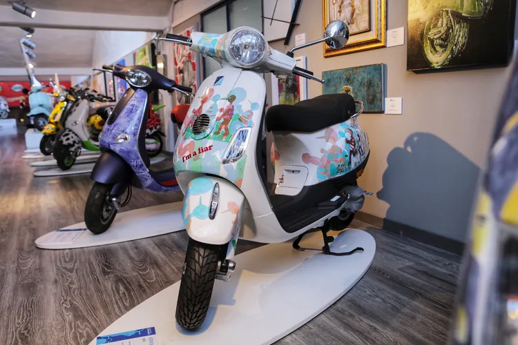 Vespa博物館「限定展覽空間」，讓傳統機械工藝，增添更多文化與藝術氣息。林浩昇攝