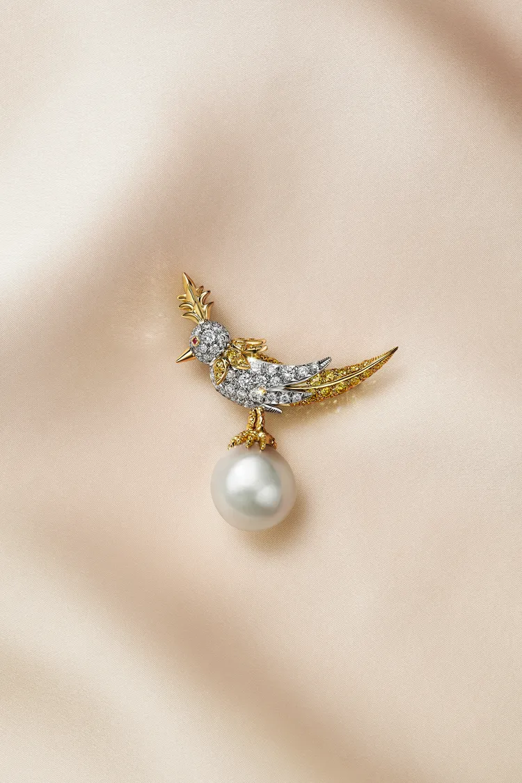 Jean Schlumberger by Tiffany珍珠石上鳥胸針。品牌提供